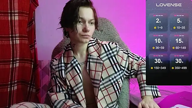 Snapshot of esajukyy chatting on 11/04/25, 09:08 esajukyy online show from 11/04/25, 09:08