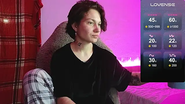 Snapshot of esajukyy chatting on 11/07/25, 03:12 esajukyy online show from 11/07/25, 03:12