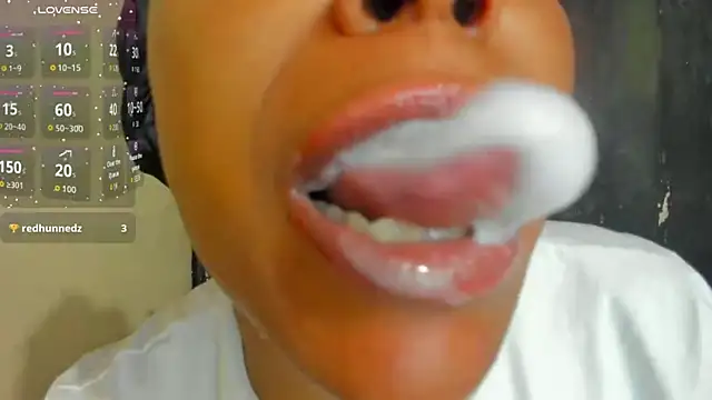 Snapshot of KamariaFyre chatting on 04/01/26, 03:51 KamariaFyre online show from 04/01/26, 03:51