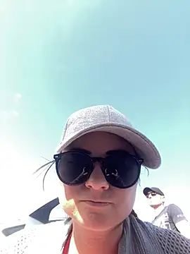 Samira-Summer online show from 03/16/25, 09:16