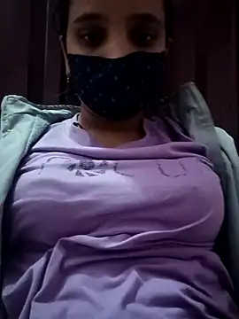 Snapshot of anglepiki chatting on 02/04/25, 10:10 anglepiki online show from 02/04/25, 10:10