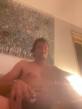 Snapshot of zenzero87 chatting on 10/10/25, 09:47 zenzero87 online show from 10/10/25, 09:47