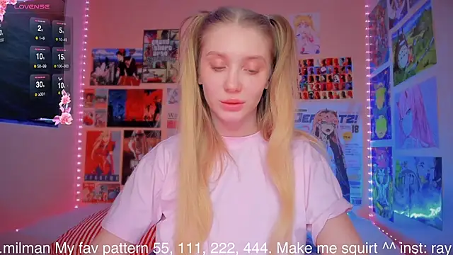 Snapshot of AliceMilman chatting on 03/19/25, 12:34 AliceMilman online show from 03/19/25, 12:34