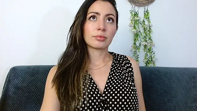 Kendal Mosk online show from 12/17/24, 08:21