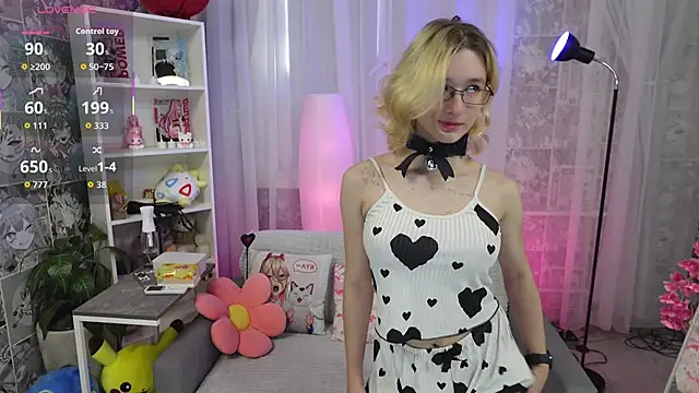 Snapshot of Silva-Tail chatting on 09/12/25, 12:27 Silva-Tail online show from 09/12/25, 12:27