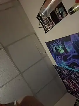 Stonermama666420 online show from 06/10/26, 04:34