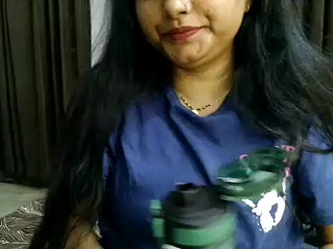 Snapshot of Hritvika chatting on 02/25/26, 06:17 Hritvika online show from 02/25/26, 06:17