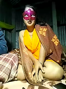 Snapshot of ascuple chatting on 12/16/24, 03:54 ascuple online show from 12/16/24, 03:54