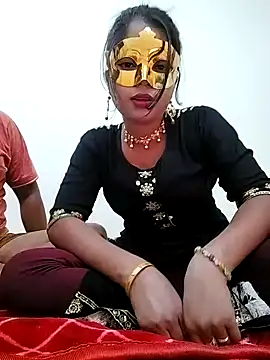 Snapshot of ascuple chatting on 01/11/25, 06:12 ascuple online show from 01/11/25, 06:12