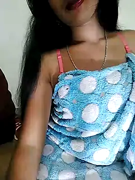 Snapshot of ascuple chatting on 01/21/25, 06:23 ascuple online show from 01/21/25, 06:23