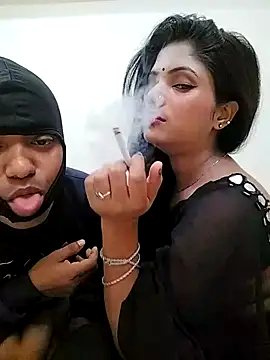 Snapshot of ascuple chatting on 03/13/25, 04:56 ascuple online show from 03/13/25, 04:56