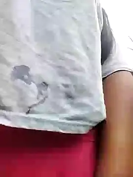 Snapshot of Danna-linyi chatting on 01/28/25, 02:53 Danna-linyi online show from 01/28/25, 02:53