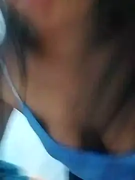 Snapshot of Danna-linyi chatting on 01/30/25, 07:04 Danna-linyi online show from 01/30/25, 07:04