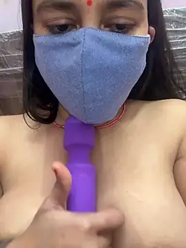 Snapshot of nehas chatting on 02/03/25, 04:10 nehas online show from 02/03/25, 04:10