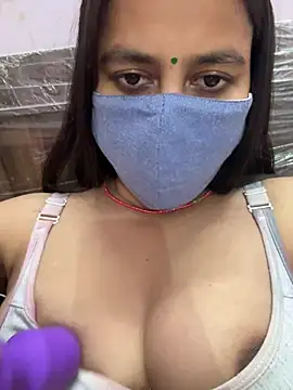 Snapshot of nehas chatting on 02/05/25, 05:20 nehas online show from 02/05/25, 05:20