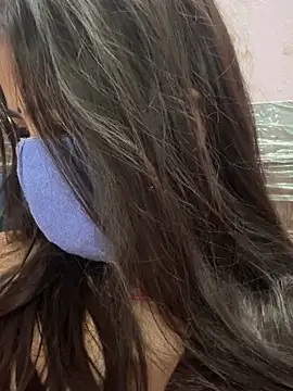 Snapshot of nehas chatting on 03/06/25, 08:37 nehas online show from 03/06/25, 08:37