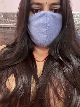 Snapshot of nehas chatting on 03/08/25, 11:58 nehas online show from 03/08/25, 11:58