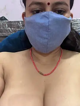 Snapshot of nehas chatting on 03/21/25, 12:50 nehas online show from 03/21/25, 12:50