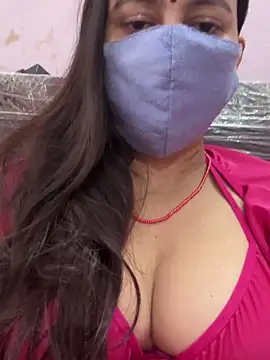 Snapshot of nehas chatting on 03/23/25, 05:54 nehas online show from 03/23/25, 05:54