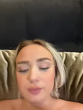 CherryEmmy online show from 12/22/24, 04:48