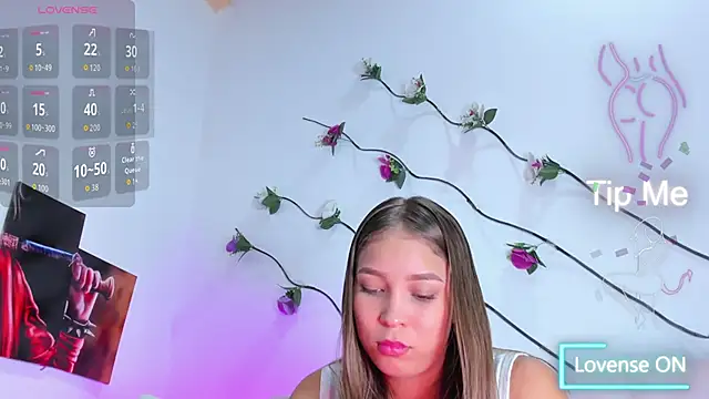 HaleyAmaya online show from 12/20/25, 11:23