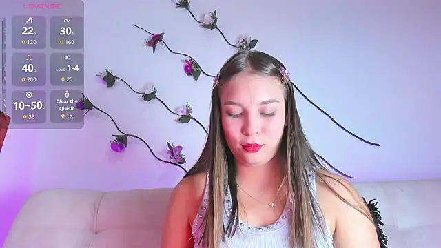 Snapshot of HaleyAmaya chatting on 01/15/26, 11:30 HaleyAmaya online show from 01/15/26, 11:30