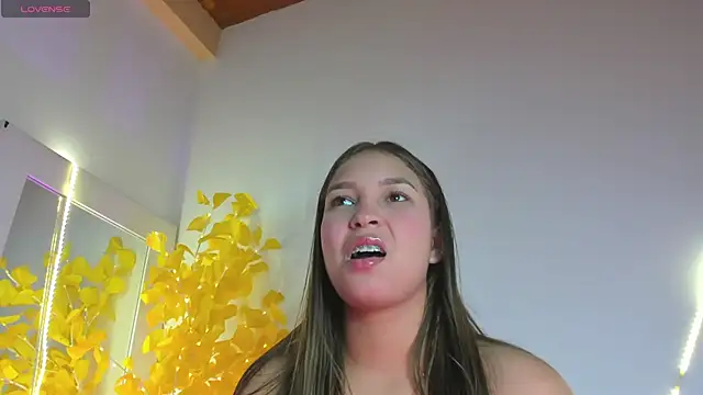 HaleyAmaya online show from 06/12/26, 12:42
