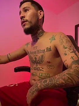 Snapshot of Junihn0 chatting on 11/07/25, 09:48 Junihn0 online show from 11/07/25, 09:48