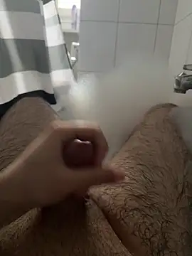 Snapshot of Loco42- chatting on 12/20/25, 01:51 Loco42- online show from 12/20/25, 01:51