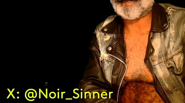 Snapshot of sinnernoir chatting on 02/05/25, 09:36 sinnernoir online show from 02/05/25, 09:36