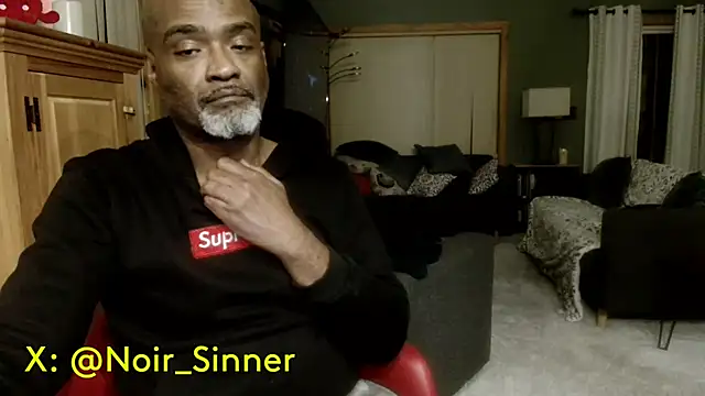 Snapshot of sinnernoir chatting on 04/02/26, 02:31 sinnernoir online show from 04/02/26, 02:31