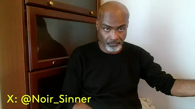 Snapshot of sinnernoir chatting on 04/28/26, 10:15 sinnernoir online show from 04/28/26, 10:15