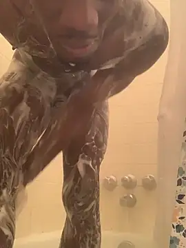 Snapshot of Shawtyblaque21 chatting on 03/08/26, 05:22 Shawtyblaque21 online show from 03/08/26, 05:22