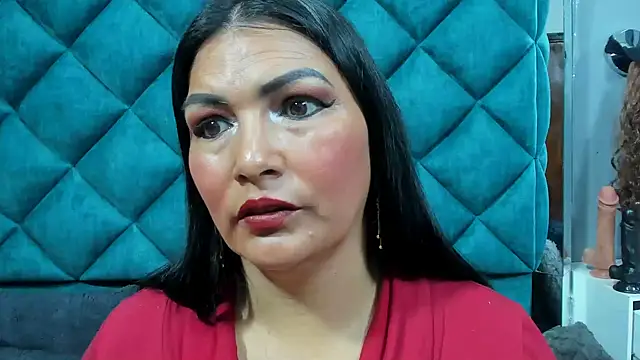 PENELOPELEWISs online show from 11/05/25, 06:30