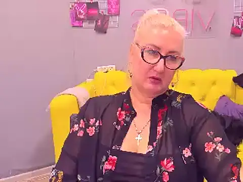 ChristyBrooks online show from 01/18/25, 12:15