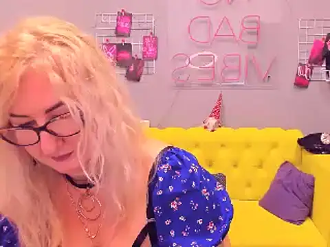 ChristyBrooks online show from 01/20/25, 06:21