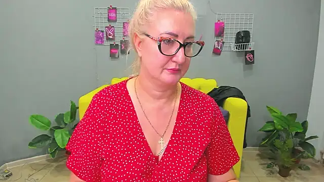 ChristyBrooks online show from 01/28/25, 09:19