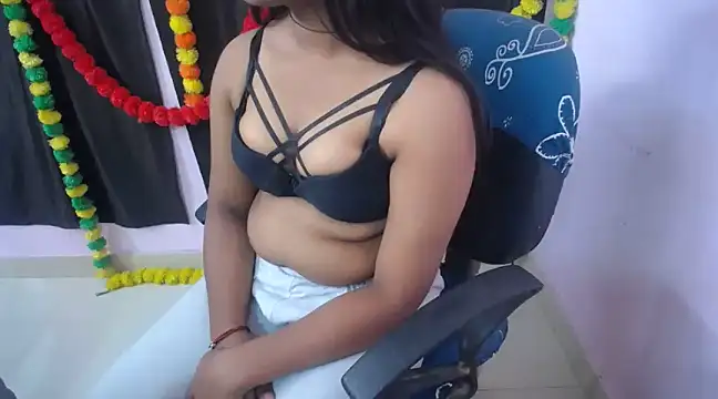 Snapshot of Cute-Anamika50 chatting on 12/20/24, 09:00 Cute-Anamika50 online show from 12/20/24, 09:00