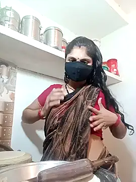 Snapshot of Cute-Aadhvita chatting on 01/28/25, 01:49 Cute-Aadhvita online show from 01/28/25, 01:49