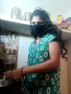 Snapshot of Cute-Aadhvita chatting on 02/17/25, 04:31 Cute-Aadhvita online show from 02/17/25, 04:31