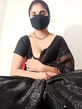 Snapshot of Cute-Aadhvita chatting on 03/12/25, 10:26 Cute-Aadhvita online show from 03/12/25, 10:26