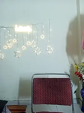 Snapshot of Cute-Aadhvita chatting on 09/11/25, 07:58 Cute-Aadhvita online show from 09/11/25, 07:58