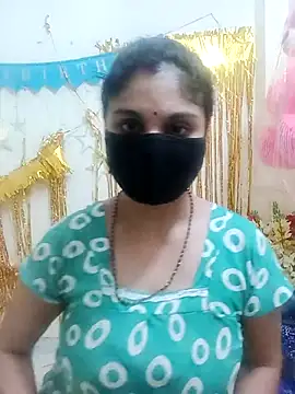 Snapshot of Cute-Aadhvita chatting on 09/23/25, 01:47 Cute-Aadhvita online show from 09/23/25, 01:47