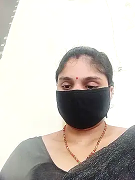 Snapshot of Cute-Aadhvita chatting on 10/08/25, 09:18 Cute-Aadhvita online show from 10/08/25, 09:18