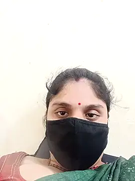 Snapshot of Cute-Aadhvita chatting on 10/09/25, 03:21 Cute-Aadhvita online show from 10/09/25, 03:21