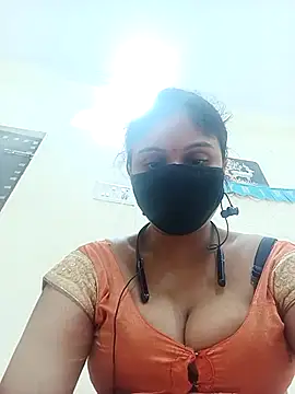 Snapshot of Cute-Aadhvita chatting on 10/17/25, 04:09 Cute-Aadhvita online show from 10/17/25, 04:09