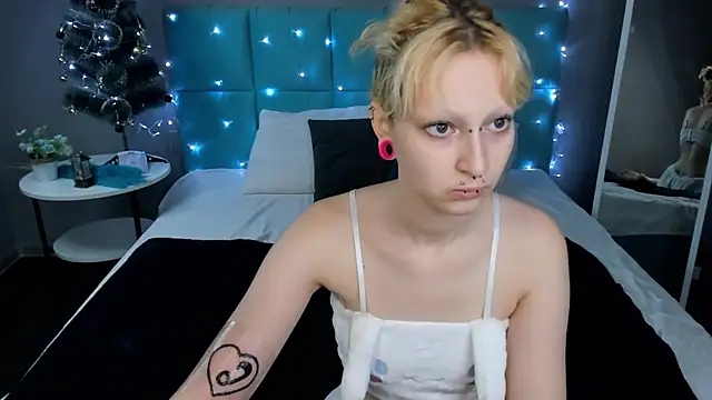 Lexy-Woorhez online show from 01/20/25, 09:24