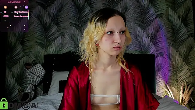 Lexy-Woorhez online show from 12/22/25, 11:29