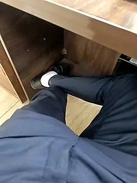 Kakabiraji online show from 11/19/25, 10:48