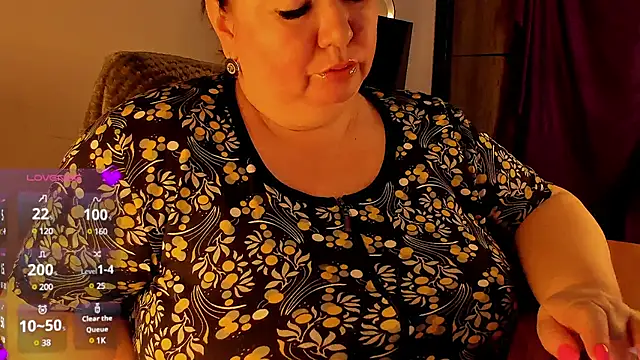 Snapshot of SexxyDreams1 chatting on 02/15/25, 06:12 SexxyDreams1 online show from 02/15/25, 06:12